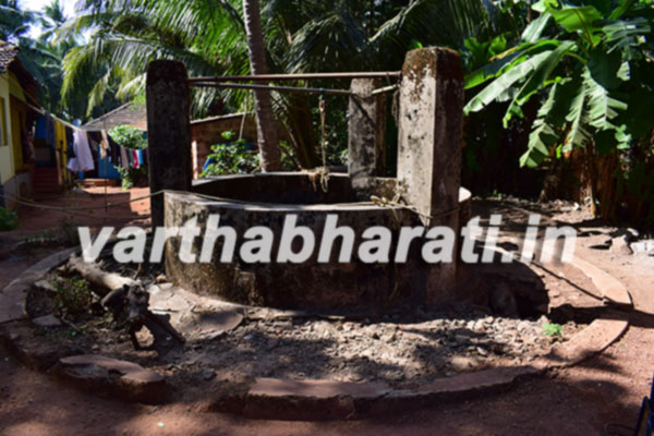 ದುರಸ್ಥಿ ಕಾಣದ ಸಾರ್ವಜನಿಕ ಬಾವಿ : ಪಂಚಾಯತ್ ನಿರ್ಲಕ್ಷ್ಯ,  ಗ್ರಾಮಸ್ಥರ ಆರೋಪ