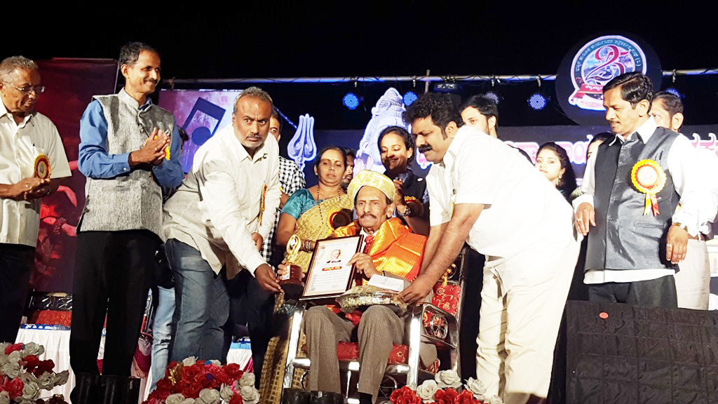 ​ಸಮಾಜದ ಸ್ವಾಥ್ಯ ಕಾಪಾಡಲು ಮಾಧ್ಯಮ ಶ್ರಮ ವಹಿಸಲಿ: ನಾಡೊಜ ನಿಸಾರ್ ಅಹಮದ್