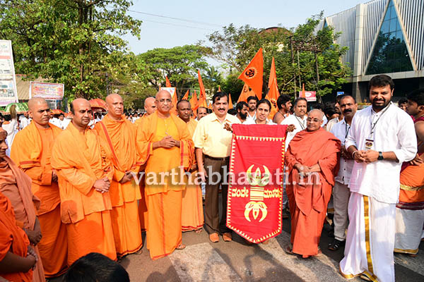 ಸ್ವಾಮಿ ವಿವೇಕಾನಂದ, ನಿವೇದಿತಾರ ಚಿಂತನೆ ಅಳವಡಿಸಿಕೊಳ್ಳಿ : ಯುವ ಜನತೆಗೆ ಸ್ವಾಮಿ ನಿಖಿಲೇಶ್ವರನಂದಜಿ ಕರೆ