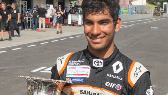 ಜೆಹಾನ್ ದಾರುವಾಲಾಗೆ ಪ್ರಶಸ್ತಿ