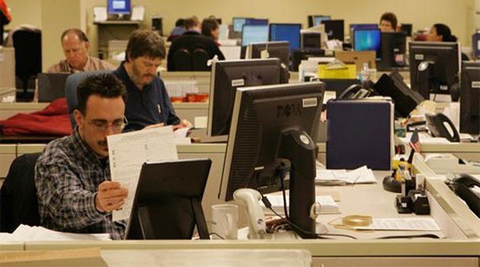 ವೀಸಾ ಮಾತ್ರವಲ್ಲ ; ವಿದೇಶಿ ಉದ್ಯೋಗಿಗಳಿಗೆ ಕನಿಷ್ಠ ವೇತನವೂ ಅಗತ್ಯ