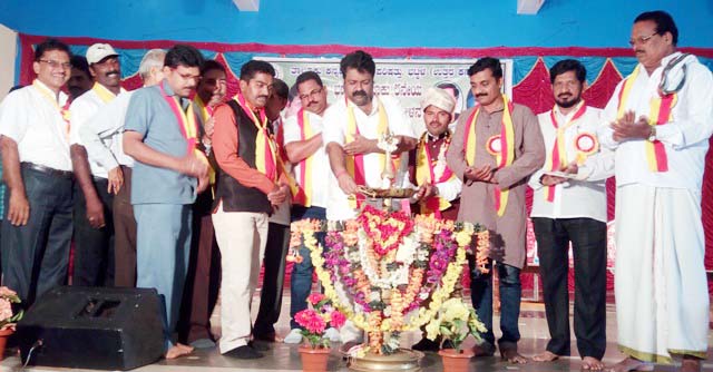 ಸಾಹಿತಿಗಳ ಬರಹ ಸಮಾಜವನ್ನು ತಿದ್ದುವಂತಿರಲಿ: ಶಾಸಕ ಮಂಕಾಳ ವೈದ್ಯ