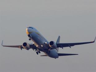 ತಪ್ಪಿದ ಭಾರೀ ದುರಂತ : 300ಕ್ಕೂ ಅಧಿಕ ಪ್ರಯಾಣಿಕರಿದ್ದ ಜೆಟ್ ಏರ್ ವೇಸ್ ವಿಮಾನ...