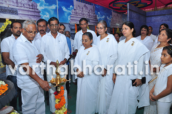 ಶಾಂತಿ ಸೌಹಾರ್ದ ಸಮಾಜ ನಿರ್ಮಾಣವಾಗಬೇಕು: ಜೆ.ಆರ್.ಲೋಬೊ