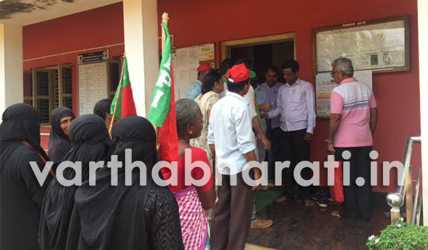 ಮಡಂತ್ಯಾರು: ರಸ್ತೆ ದುರಸ್ಥಿಗೆ ಒತ್ತಾಯಿಸಿ ಎಸ್ಡಿಪಿಐಯಿಂದ ಗ್ರಾಮ ಪಂಚಾಯತ್ ಗೆ ಮನವಿ