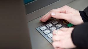 ಎಟಿಎಂ ಪಿನ್ ನಂಬರನ್ನು ಪರ್ಸ್ ನಲ್ಲೇ ಬಿಟ್ಟವನಿಗೆ ಏನಾಯಿತು ನೋಡಿ
