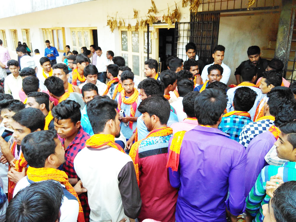 ಮುಸ್ಲಿಮ್ ಉಪನ್ಯಾಸಕಿಯರ ಮೇಲೆ ಹೆಚ್ಚಿದ ಒತ್ತಡ