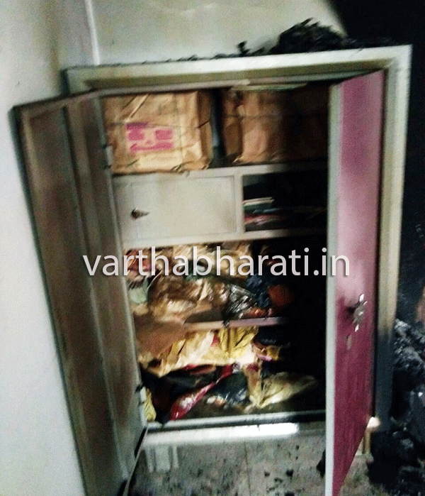 ಉಳ್ಳಾಲ ವಲಯ ಸಿಪಿಎಂ ಕಚೇರಿಗೆ ದುಷ್ಕರ್ಮಿಗಳಿಂದ ಬೆಂಕಿ