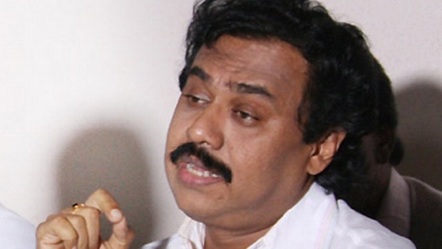 ಸ್ವಂತ ತಾಯಿ, ಸಹೋದರಿಯರಿಗೆ ಈ ಗತಿ ಬಂದರೇ?: ವಕೀಲರನ್ನು ಪ್ರಶ್ನಿಸಿದ ಖ್ಯಾತ ನಿರ್ದೇಶಕ ವಿನಯನ್