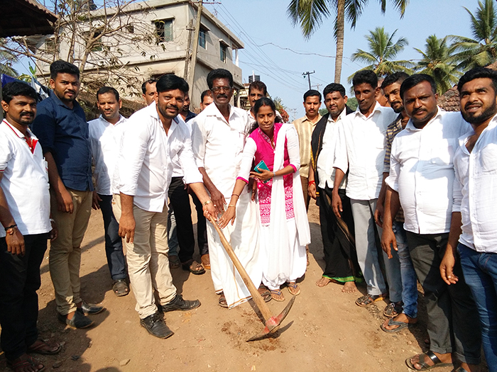 ಕಾಂಕ್ರಿಟ್ ರಸ್ತೆ ಕಾಮಗಾರಿಗೆ ಶಿಲಾನ್ಯಾಸ