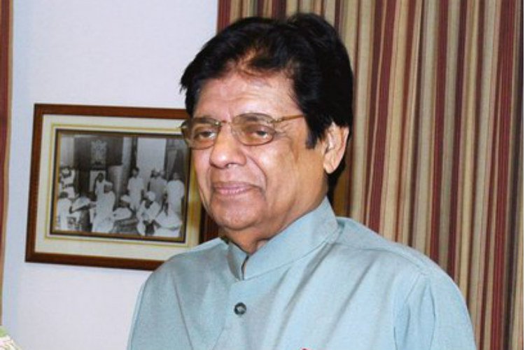 ಬಜೆಟ್ ಮಂಡನೆಗಾಗಿ ಅಹ್ಮದ್ ನಿಧನ ವಾರ್ತೆ ವಿಳಂಬಿಸಿದ ಸರಕಾರ: ವಿಪಕ್ಷಗಳ ಆರೋಪ