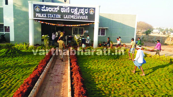 ಅಕ್ರಮ ಮರಳುಗಾರಿಕೆ, ಸಾರಾಯಿ ಮಾರಾಟಗಾರರ ಕೈವಾಡ