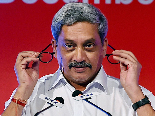 ಸರ್ಜಿಕಲ್ ದಾಳಿಯ ಯಶಸ್ಸಿನ ಶ್ರೇಯ ಆರ್‌ಎಸ್‌ಎಸ್‌ಗೆ ನೀಡಿದ್ದಕ್ಕೆ ಆಕ್ಷೇಪ: ಪಾರಿಕ್ಕರ್ ಮೇಲೆ ಮುಗಿಬಿದ್ದ ವಿಪಕ್ಷಗಳು