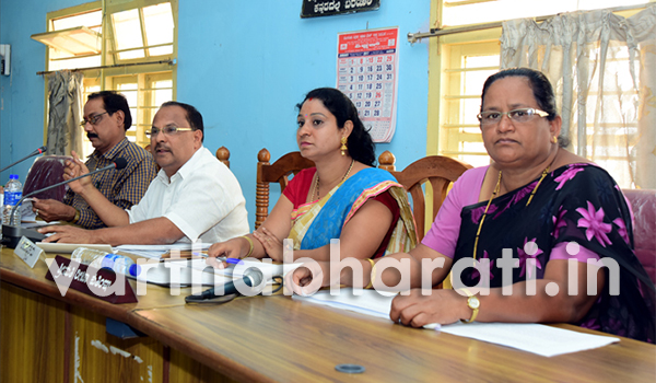 ಕಂದಾಯ ಇಲಾಖೆಯ ಕೆಲಸಗಳಲ್ಲಿ ವಿಳಂಬ: ತಾ.ಪಂ ಸದಸ್ಯರ ಆಕ್ರೋಶ