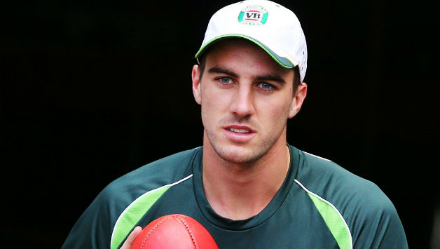 ಸ್ಟಾರ್ಕ್ ಬದಲಿಗೆ ಕಮಿನ್ಸ್ ಆಯ್ಕೆ