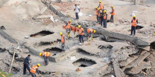 ಹೈದರಾಬಾದ್:ನಿರ್ಮಾಣ ಸ್ಥಳದಲ್ಲಿ ಮಹಿಳೆಯರಿಬ್ಬರ ಜೀವಂತ ಸಮಾಧಿ