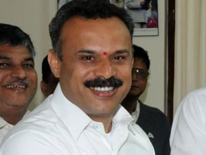 ಟೋಲ್‌ಗೇಟ್ ಸಿಬ್ಬಂದಿಗೆ ಬಿಜೆಪಿ ಶಾಸಕನಿಂದ ಹಲ್ಲೆ!