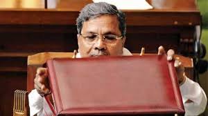 ಸಿದ್ದರಾಮಯ್ಯ ಬಜೆಟ್‌ನಲ್ಲಿ ಯಾರಿಗೆ ಯಾವ ಆಕರ್ಷಕ ಕೊಡುಗೆಗಳು...? ವಿವರಗಳಿಗೆ ಕ್ಲಿಕ್ ಮಾಡಿ