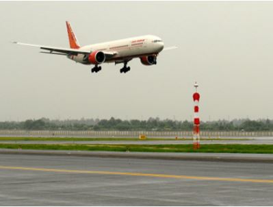 ವಿಚಿತ್ರ ಸಮಸ್ಯೆ: ವಿಮಾನ ವಿಳಂಬಕ್ಕೆ ಶೌಚ ಕಾರಣ!