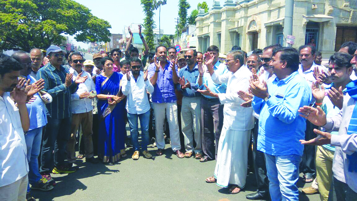ತಾಲೂಕು ರಚನೆಗೆ ಆಗ್ರಹ; ಕುಶಾಲನಗರ ಬಂದ್ ಯಶಸ್ವಿ
