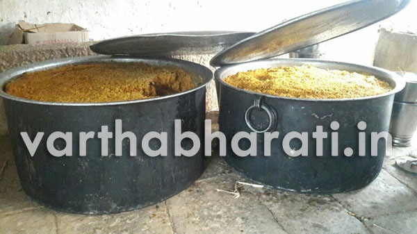 ಗುಂಡ್ಲುಪೇಟೆ ವಿಧಾನ ಸಭೆ ಉಪಚುನಾವಣೆ: ನೀತಿ ಸಂಹಿತೆ ಉಲ್ಲಂಘನೆ; ಮದ್ಯ, ತರಕಾರಿ ಬಾತ್ ವಶ