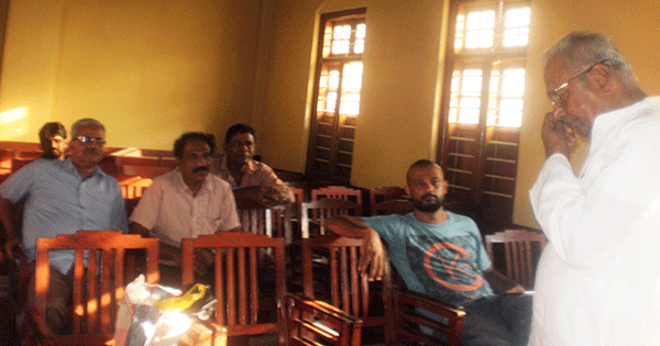 ನಾರಾಯಣ ಗುರುಗಳ ಮೇಲೆ ಕೇಸು ದಾಖಲಿಸಿದವರು ಯಾರು?