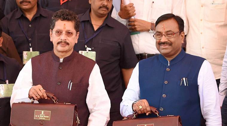 ನೋಟು ರದ್ದತಿ ಎಫೆಕ್ಟ್: ಮಹಾರಾಷ್ಟ್ರ ಆದಾಯಕ್ಕೆ ಖೋತಾ ಎಷ್ಟು ಗೊತ್ತೇ?