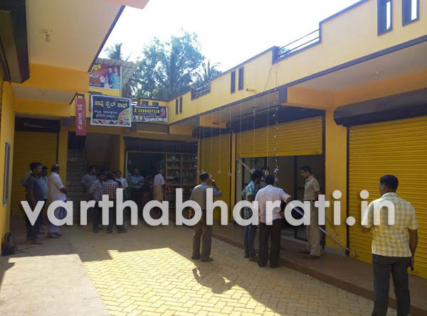 ಪುತ್ತೂರು: ಜವಳಿ ಅಂಗಡಿಯಿಂದ ಕಳವು