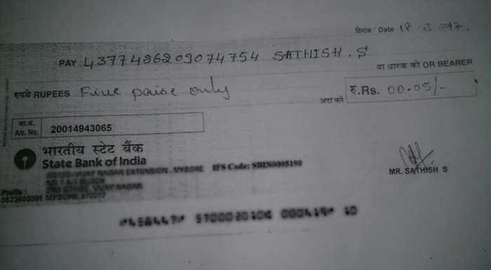 ಕ್ರೆಡಿಟ್ ಕಾರ್ಡ್ ಖಾತೆ ಮುಚ್ಚಲು ರೈತನಿಂದ ಐದು ಪೈಸೆ ಬಾಕಿ ಪಾವತಿಸಲು ಹೇಳಿದ ಎಸ್ ಬಿ ಐ !