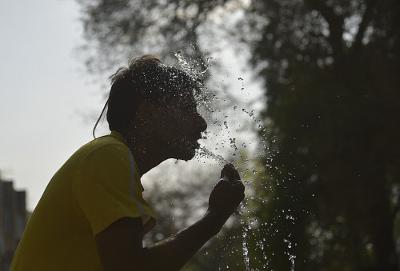 ಉತ್ತರ ಭಾರತದಲ್ಲಿ ಏರುತ್ತಿದೆ ತಾಪಮಾನ - ಐವರ ಸಾವು