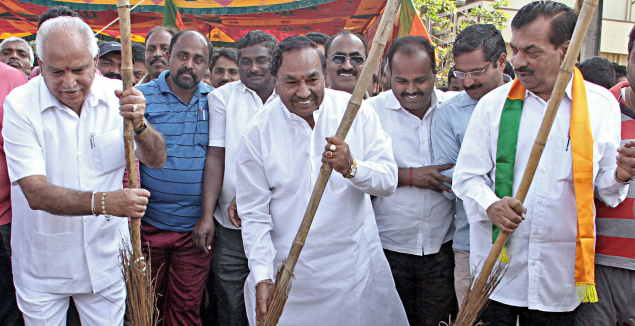 ಈಶ್ವರಪ್ಪ-ಆಯನೂರು ಬಣಗಳ ನಡುವೆ ಶಿವಮೊಗ್ಗದಲ್ಲಿ ಪೋಸ್ಟರ್ ವಾರ್