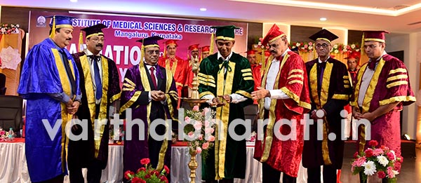 ಸೇವಾ ಮನೋಭಾವ ಬೆಳೆಸಿಕೊಳ್ಳಿ:  ಜಿಲ್ಲಾಧಿಕಾರಿ ಡಾ. ಕೆ.ಜಿ. ಜಗದೀಶ್