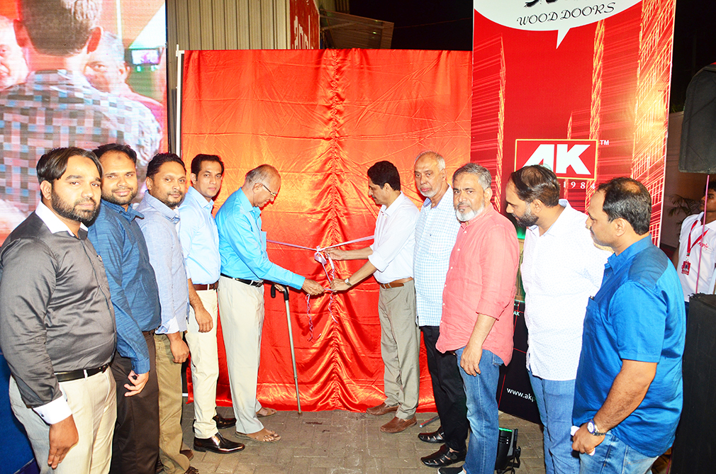 ಎ.ಕೆ. ಗ್ರೂಪ್‌ನ ನೂತನ ಮಳಿಗೆ ‘ಆ್ಯಪಲ್ ಪ್ಲೈ’ ಶುಭಾರಂಭ