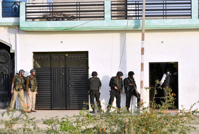 ಶಂಕಿತ ಉಗ್ರನ ಹೊಡೆದುರುಳಿಸಿದ ಎಟಿಎಸ್