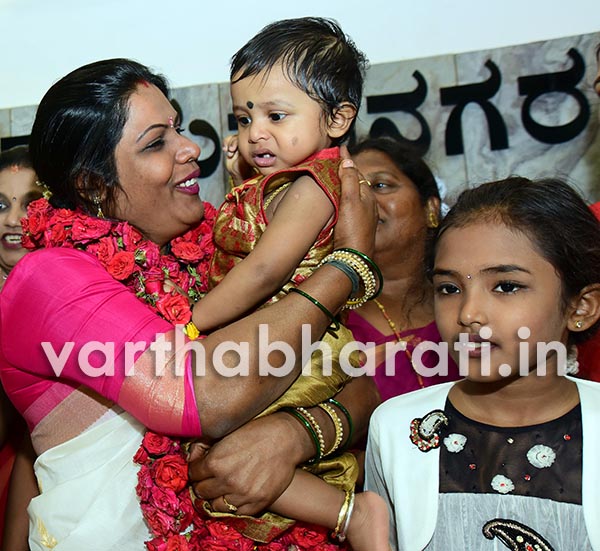 ಮಂಗಳೂರು: ನೂತನ ಮೇಯರ್ ಪಧವೀಧರೆ, ಕರಾಟೆಪಟು!