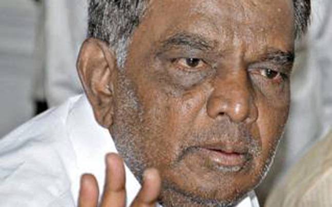 ಶ್ರೀನಿವಾಸ್ ಪ್ರಸಾದ್ ವಿರುದ್ಧ ಪ್ರಮೋದ್ ಮಧ್ವರಾಜ್ ಅಭಿಮಾನಿಗಳ ಸಂಘದಿಂದ ಪ್ರತಿಭಟನೆ