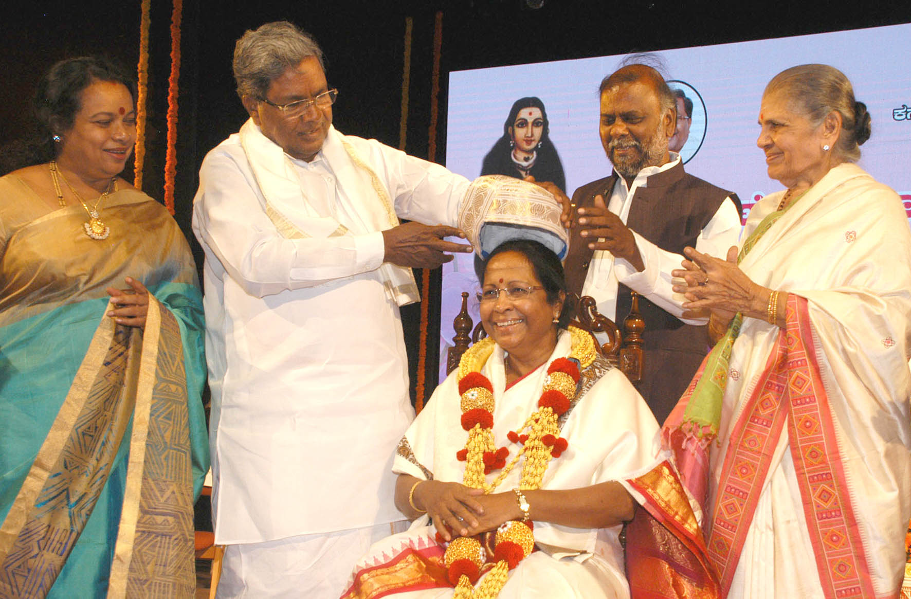 ಶೇ.33ರಷ್ಟು ಮಹಿಳಾ ಮೀಸಲಾತಿ ಜಾರಿಗೆ ಒತ್ತಡ ಹೇರಬೇಕಾದ ಅಗತ್ಯವಿದೆ: ಮುಖ್ಯಮಂತ್ರಿ ಸಿದ್ದರಾಮಯ್ಯ