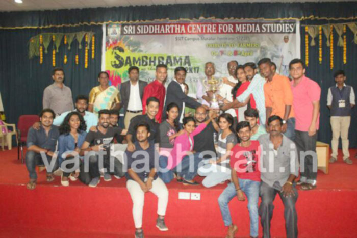 ಸಂಭ್ರಮ-2017 ರಾಜ್ಯಮಟ್ಟದ ಮಾಧ್ಯಮ ಹಬ್ಬ: ಆಳ್ವಾಸ್ ಪತ್ರಿಕೋದ್ಯಮ ವಿಭಾಗಕ್ಕೆ ಸಮಗ್ರ ಪ್ರಶಸ್ತಿ