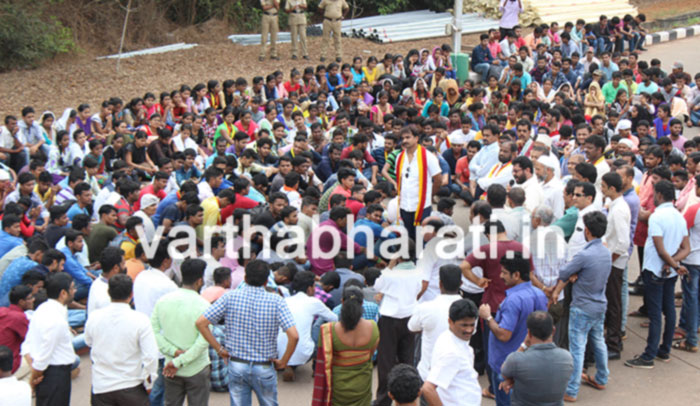 ಬೇಡಿಕೆ ಈಡೇರಿಕೆಗೆ ಆಡಳಿತವರ್ಗ ಒಪ್ಪಿಗೆ: ಸುಝ್ಲಾನ್ ಕಂಪೆನಿ ವಿರುದ್ಧ ಕಾರ್ಮಿಕರ ಪ್ರತಿಭಟನೆ ಅಂತ್ಯ