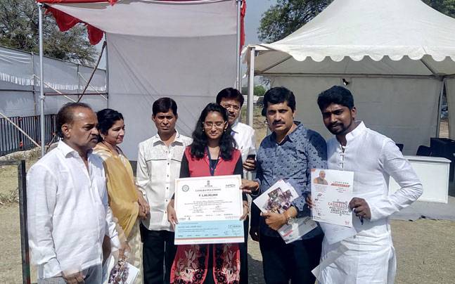 ಲಕ್ಕಿ ಗ್ರಾಹಕ ಯೋಜನೆ: 1ಕೋ.ರೂ.ಗೆದ್ದ ಲಾತೂರಿನ ಯುವತಿ