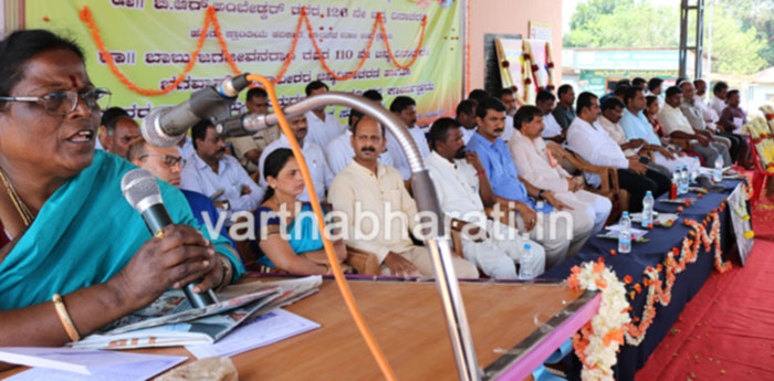 ಮೀಸಲಾತಿ ರಹಿತವಾಗಿ ಮುಂದುವರಿಯಲು ದಲಿತರು ಪ್ರಯತ್ನಿಸಲಿ: ಮೋಟಮ್ಮ