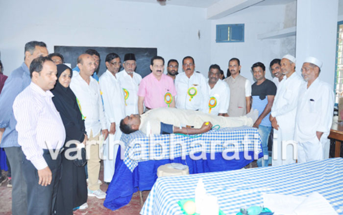 ಸಂಘ ಸಂಸ್ಥೆಗಳಿಂದ ಸಮಾಜಮುಖಿ ಕೆಲಸಗಳು ನಡೆಯಬೇಕು: ಅಬ್ದುಲ್ ರಶೀದ್ ಹಾಜಿ