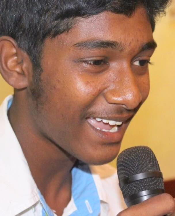 ಭೂಮಿಯಿಂದ ಹೊರಬಂದ ಬೆಂಕಿ: ಬಾಲಕ ಮೃತ್ಯು