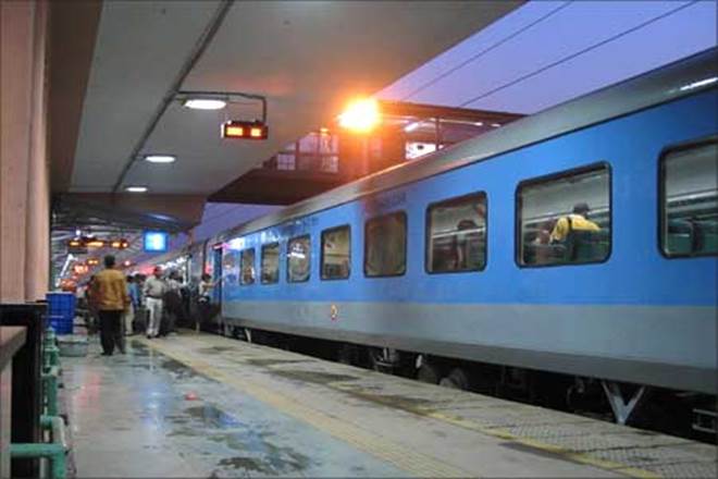 ರಾಜಧಾನಿ,ಶತಾಬ್ದಿ ರೈಲುಗಳ ಕ್ರಿಯಾತ್ಮಕ ಪ್ರಯಾಣದರಗಳಿಗೆ ಎಲ್‌ಟಿಎ ಸೌಲಭ್ಯ
