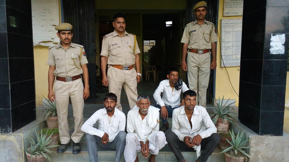 ಅಕ್ರಮ ಗೋ ಸಾಗಣೆ: ನಾಲ್ವರ ಸೆರೆ