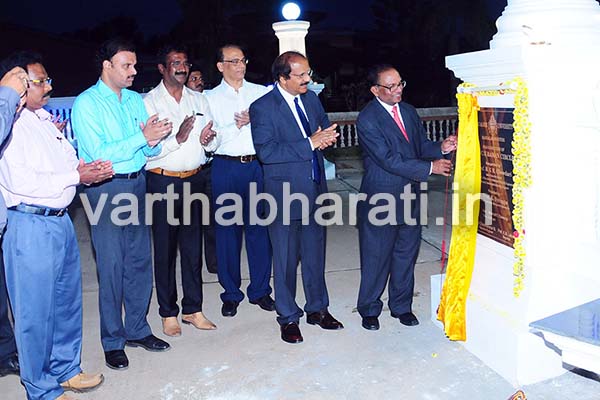 ಮಂಗಳೂರು ವಿವಿಯಲ್ಲಿ ಸರ್ ಸಿ.ವಿ.ರಾಮನ್ ವೃತ್ತ , ಕ್ಲಾಕ್ ಟವರ್ ಉದ್ಘಾಟನೆ