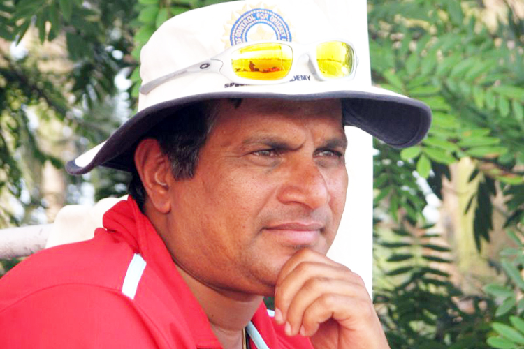 ಭಾರತದ ಮಹಿಳಾ ಕ್ರಿಕೆಟ್ ತಂಡಕ್ಕೆ ತುಷಾರ್ ಕೋಚ್