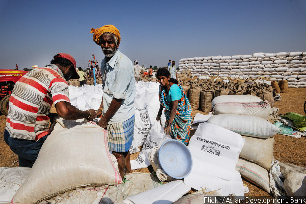 ವೃತ್ತಿಯಿಂದ ನಿವೃತ್ತಿ :ಈ ಹಿರಿ ಜೀವಗಳಿಗೆ ಕನ್ನಡಿಯ ಗಂಟು