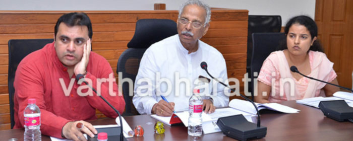 ಗ್ರಾಮೀಣ ಪ್ರದೇಶದಲ್ಲಿ ನೀರು ಪೂರೈಕೆಗೆ ಆದ್ಯತೆ ನೀಡಿ: ಕಂದಾಯ ಸಚಿವ ಕಾಗೋಡು ತಿಮ್ಮಪ್ಪ ಸೂಚನೆ