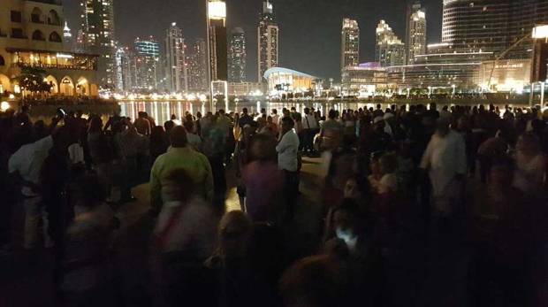 ದುಬೈ ಮಾಲ್ ನಲ್ಲೇ ವಿದ್ಯುತ್ ಕೈ ಕೊಟ್ಟಾಗ ...